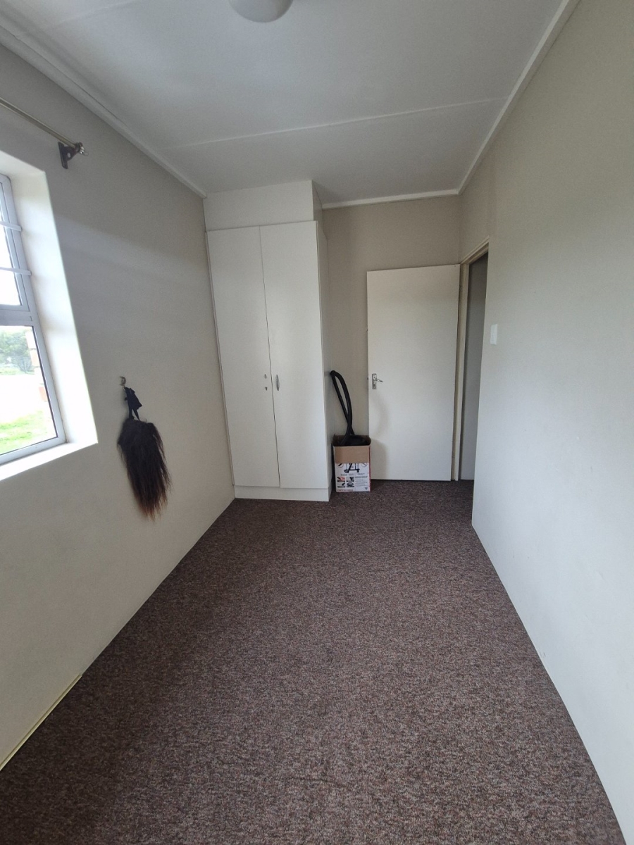 2 Bedroom Property for Sale in Walmer Link Eastern Cape